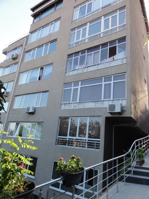 YALÇIN`DAN BALMUMCU`DA 80 m2 2 + 1 BAHÇE KATI